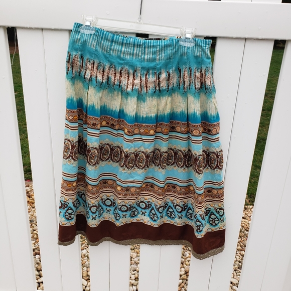 💋3/$20 SALE!💋 Dressbarn Flowy Boho Skirt - Picture 4 of 6